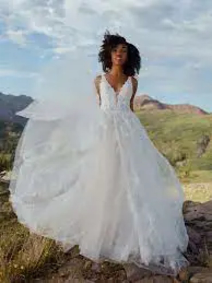 Allure Style #Adara Default Thumbnail Image
