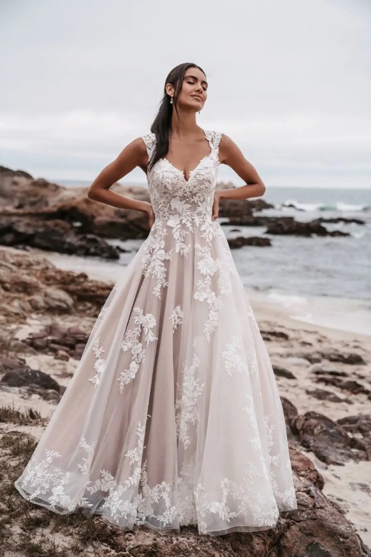 Allure Style #9912 Default Thumbnail Image