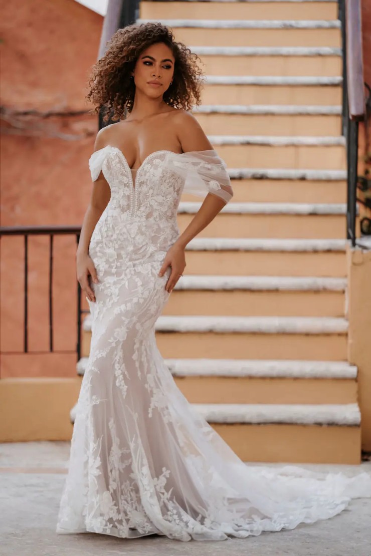 Allure Romance Style #3555L Default Thumbnail Image