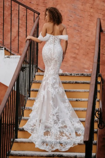 Allure Romance Style #3555L - Lined Bodice #2 thumbnail
