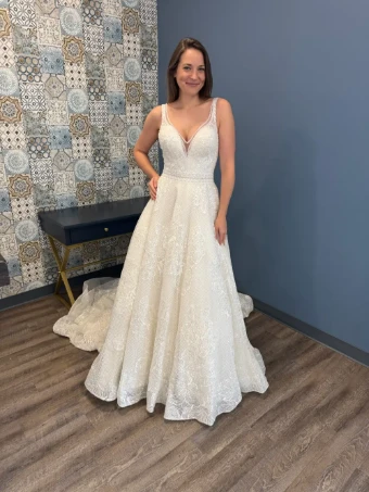 *Exclusively at Bestow* Style #Journee #0 default thumbnail