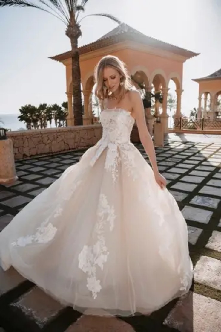 Abella Style #Petra Default Thumbnail Image
