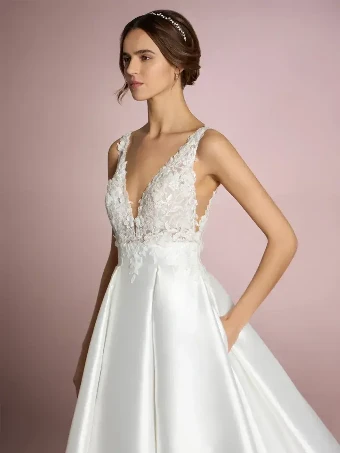Pronovias Style #Umi #2 thumbnail