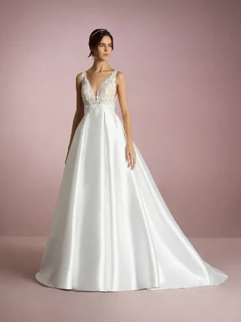 Pronovias Style #Umi #0 default thumbnail