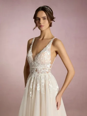 Pronovias Style #Kiba #2 thumbnail